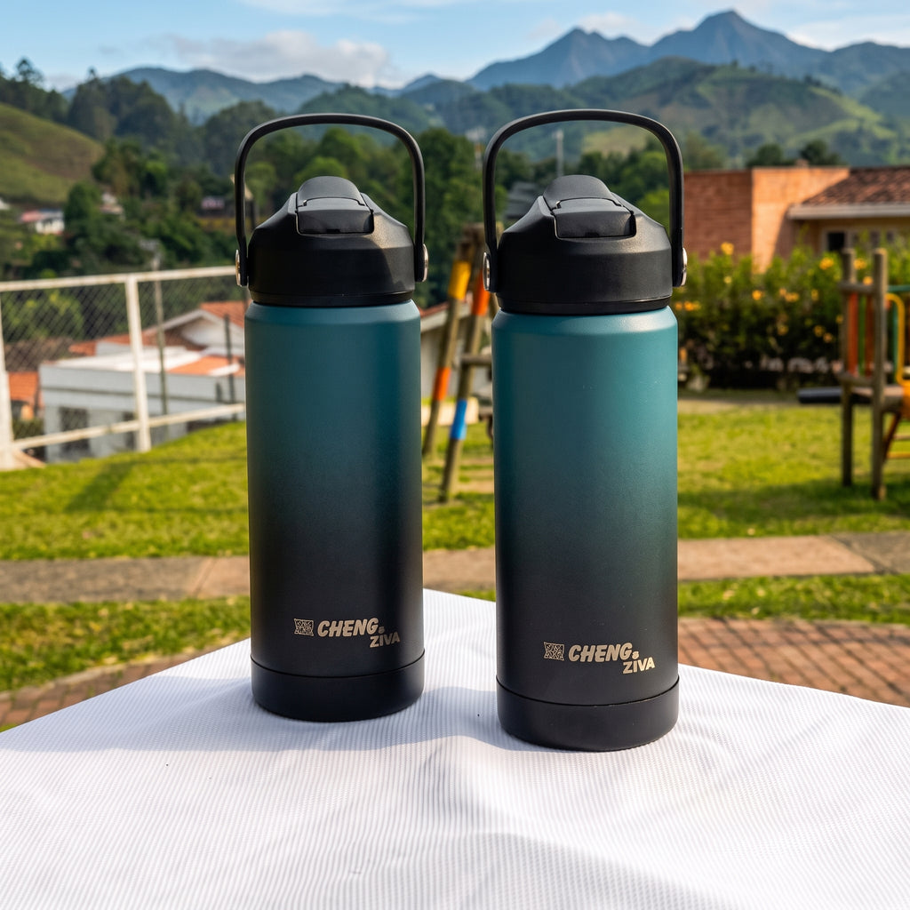 MIZU Azul Degrade Negro | 535 ml